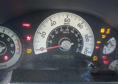 2011 Toyota Fj Cruiser z USA, uszkodzony, nr VIN JTEBU4BF7BK110195